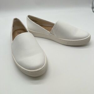 Bella Vita Ladies Size 8N Slip-on Sneakers